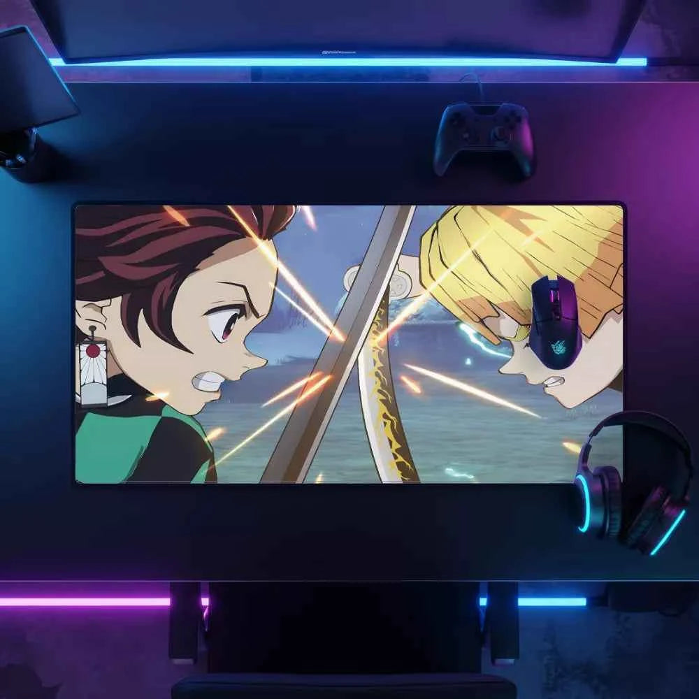Tapis de souris xxl Demon Slayer Zenitsu vs Tanjiro