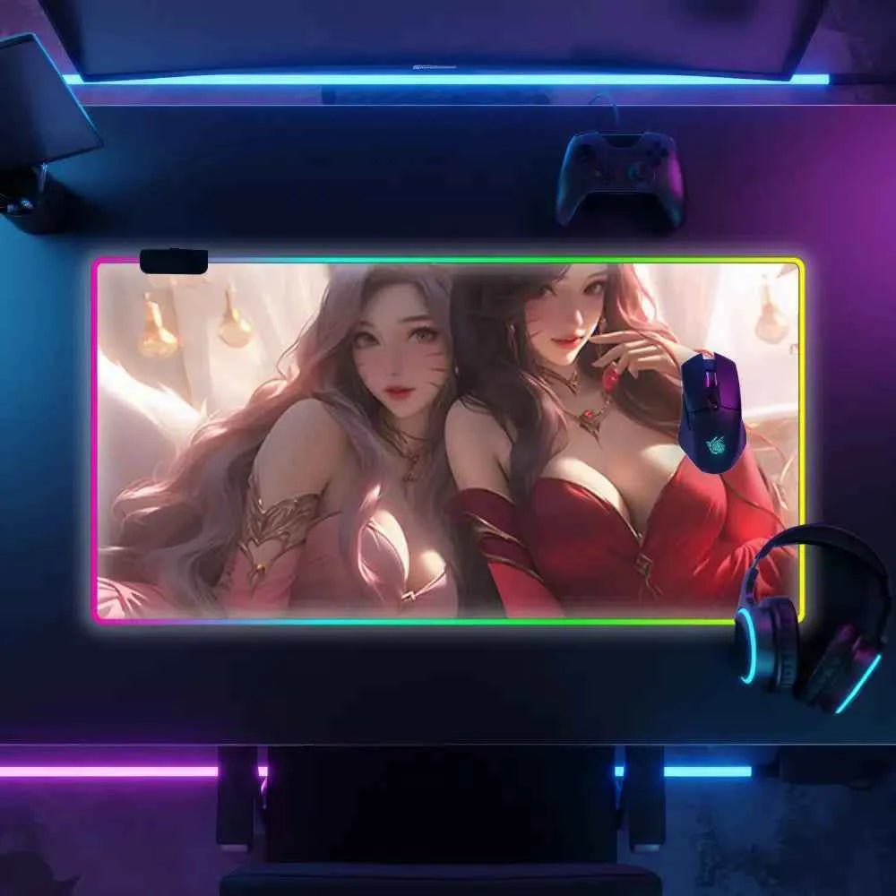 Tapis de souris xxl lumineux duo femmes manga gros boobs